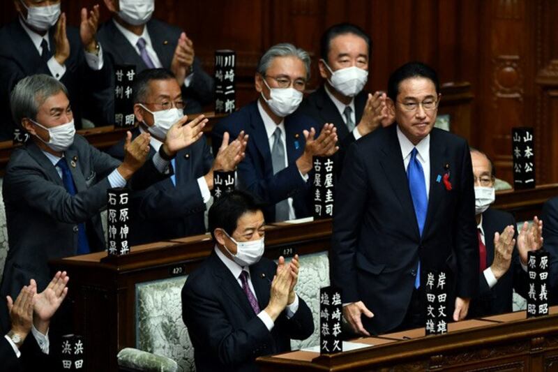 有学者称在乱世中,日本出现岸田文雄这样的首相,是日本的幸运。(法新社)