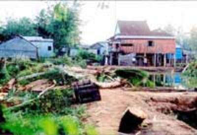 LandDespute200.jpg