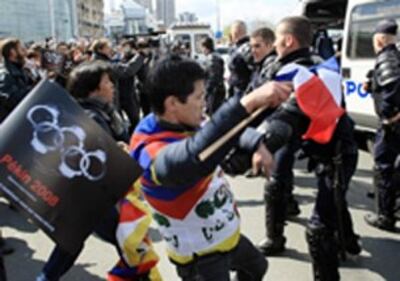080423-OlympicTorchRelay_305.jpg
