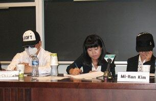 사진은 캐나다 토론토에서 열린 제10회 북한인권 난민문제 국제회의에서 탈북자들이 증언하고 있는 모습.