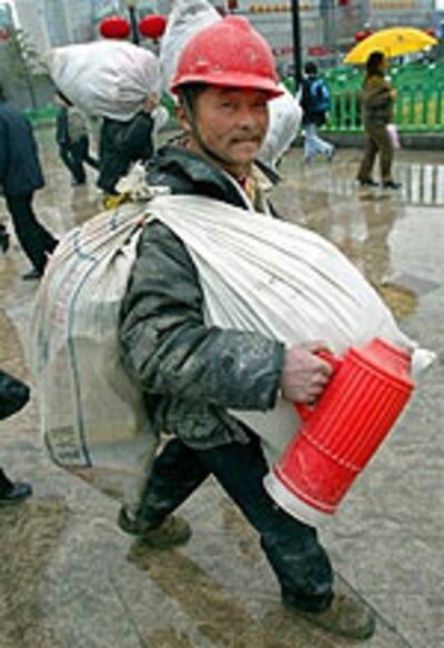 Workers_Migrant2005_150.jpg