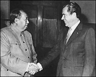 NixonMaoTrachDong200.jpg