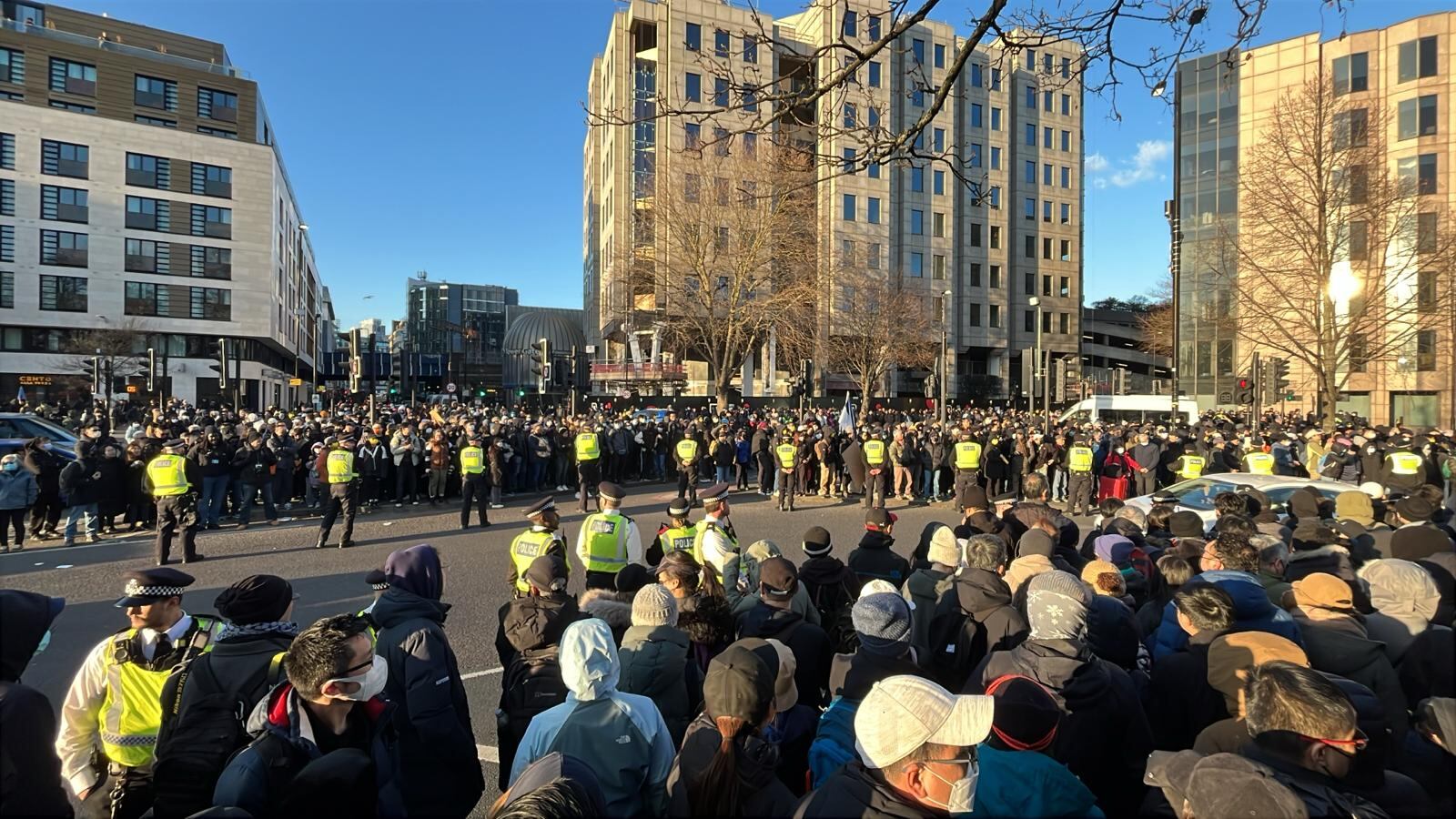 伦敦旧皇家铸币厂发起第二次大规模示威,反对中国兴建「超级大使馆」的计划。