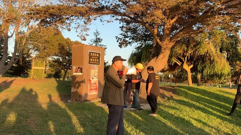 袁弓夷在本次活动中发表演说。(孙诚拍摄,独家首发)