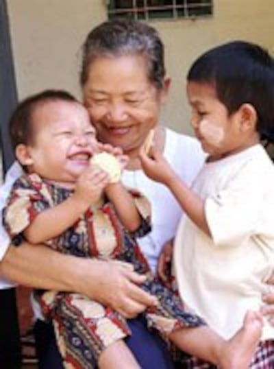 Myanmar-aids.jpg