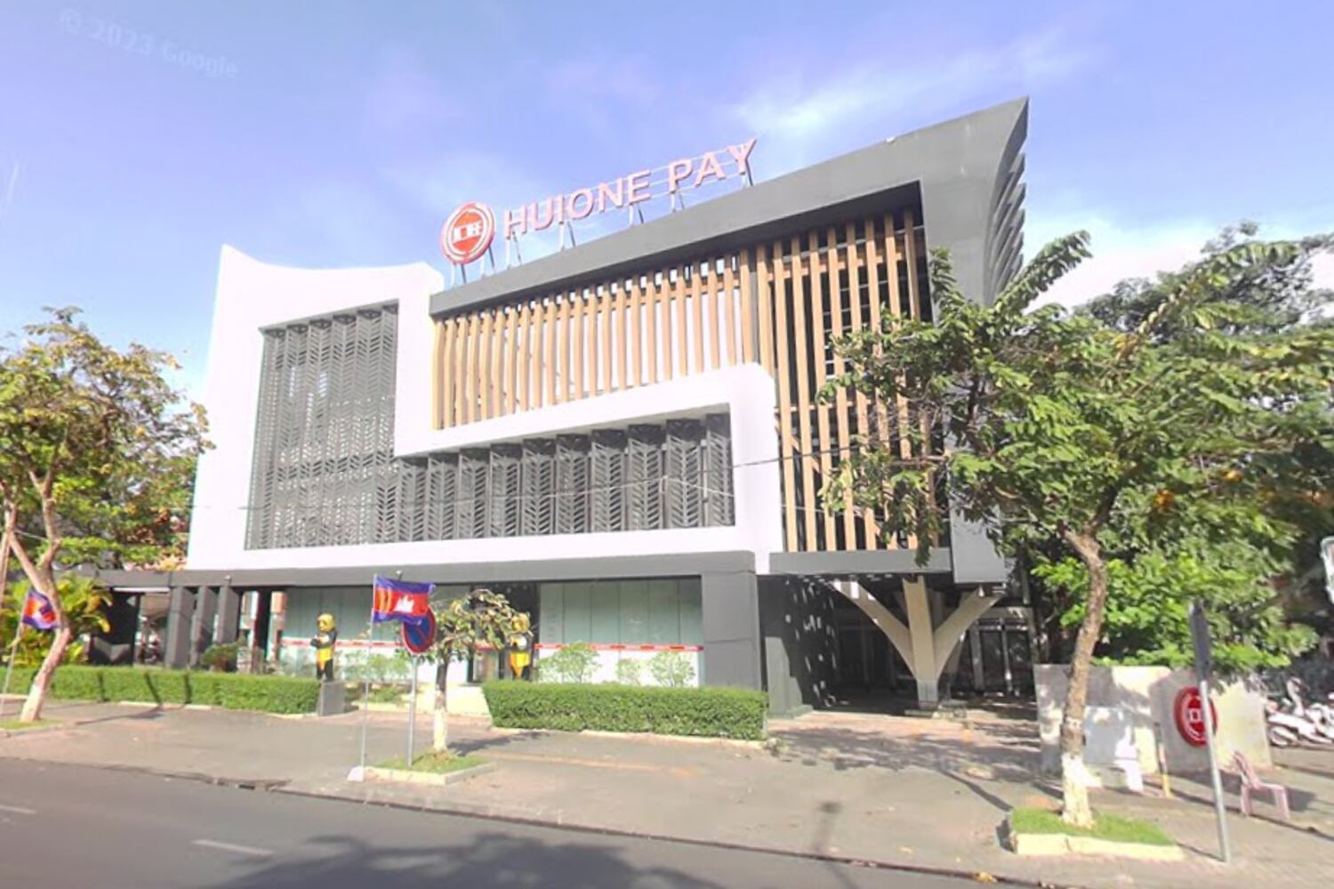 World’s ‘largest illicit online marketplace’ is just a download away