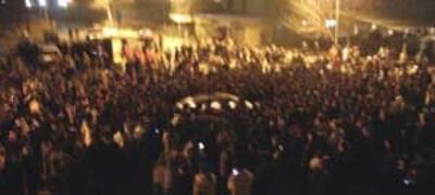 Nankai_riot1_300.jpg