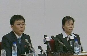 남한에서 생활하다 북한으로 귀환한 탈북자 김광혁-고정남 부부가 평양 인민문화궁전에서 국내외 기자들과 회견을 했다고 조선중앙TV가 지난 8일 보도했다.