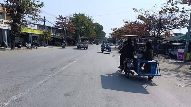 ကလေးမြို့ တာဟန်းရပ်ကွက် ဗိုလ်ချုပ်လမ်းတစ်နေရာအား ၂၀၂၄ ခုနှစ်၊ ဖေဖော်ဝါရီ ၂၈ ရက်နေ့က တွေ့ရစဉ်။ (Photo: Citizen Journalist)