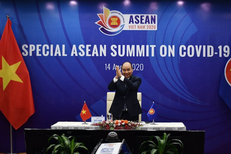 Hình minh hoạ. Thủ tướng Nguyễn Xuân Phúc tại thượng đỉnh ASEAN trực tuyến ở Hà Nội hôm 14/4/2020