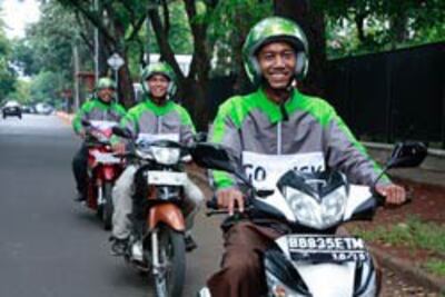 gojek1-250.jpg
