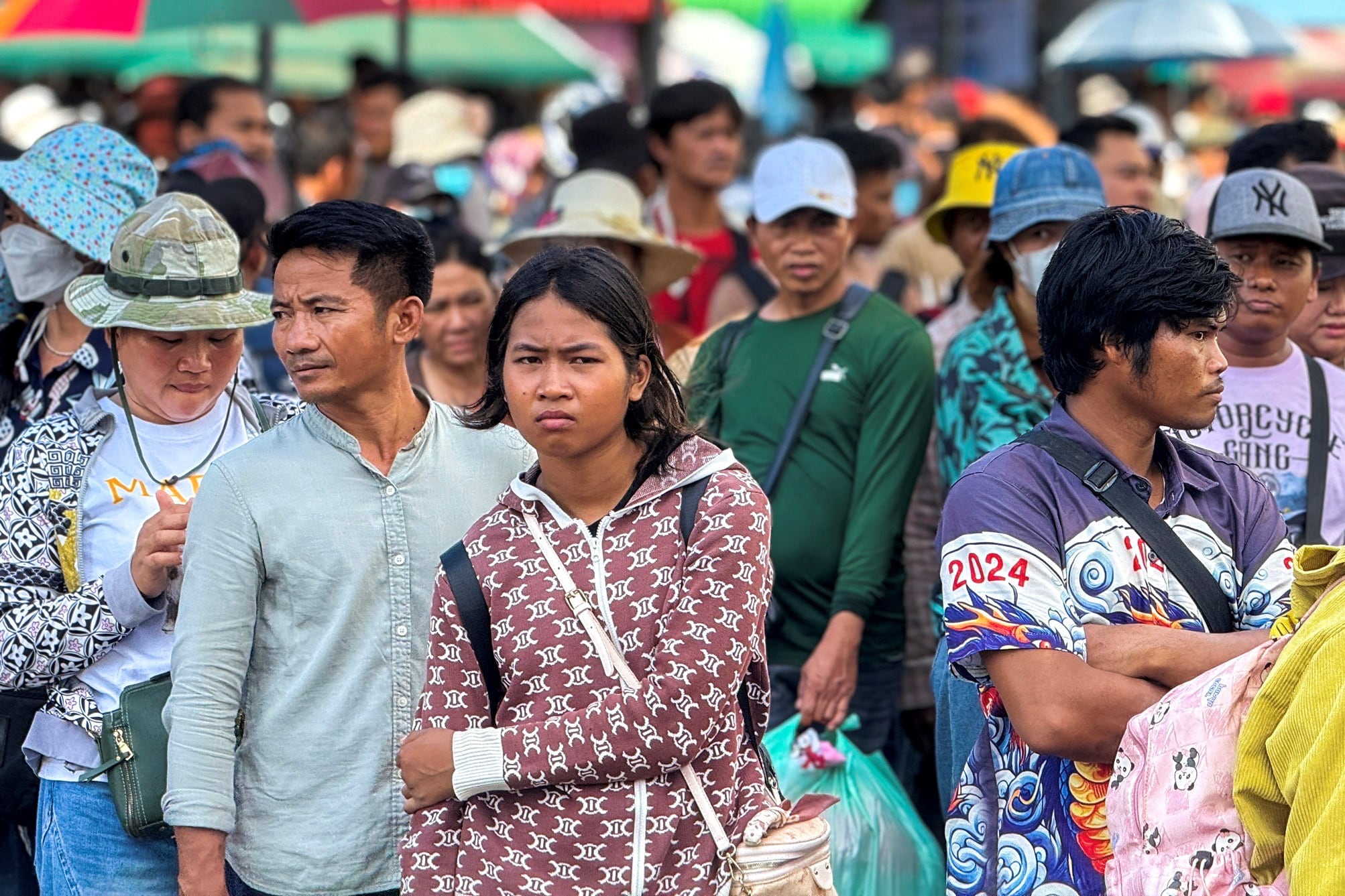 Thailand closes its land border crossings with Cambodia