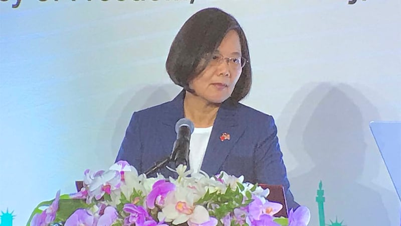 蔡英文出席纽约侨界欢迎宴会，发表致辞。（王允拍摄）