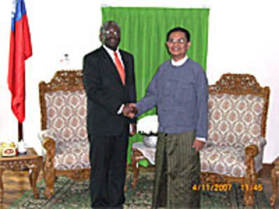 gambari_aung_kyi_200px.jpg