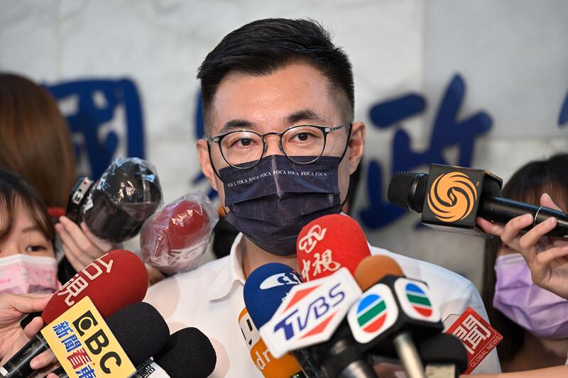 2021年11月10日,立委江啟臣:美國議員訪台牽涉到複雜的美中台三邊關係。(鍾廣政 攝)