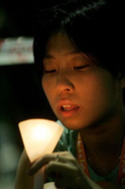 HK_64_candle2005_150.jpg