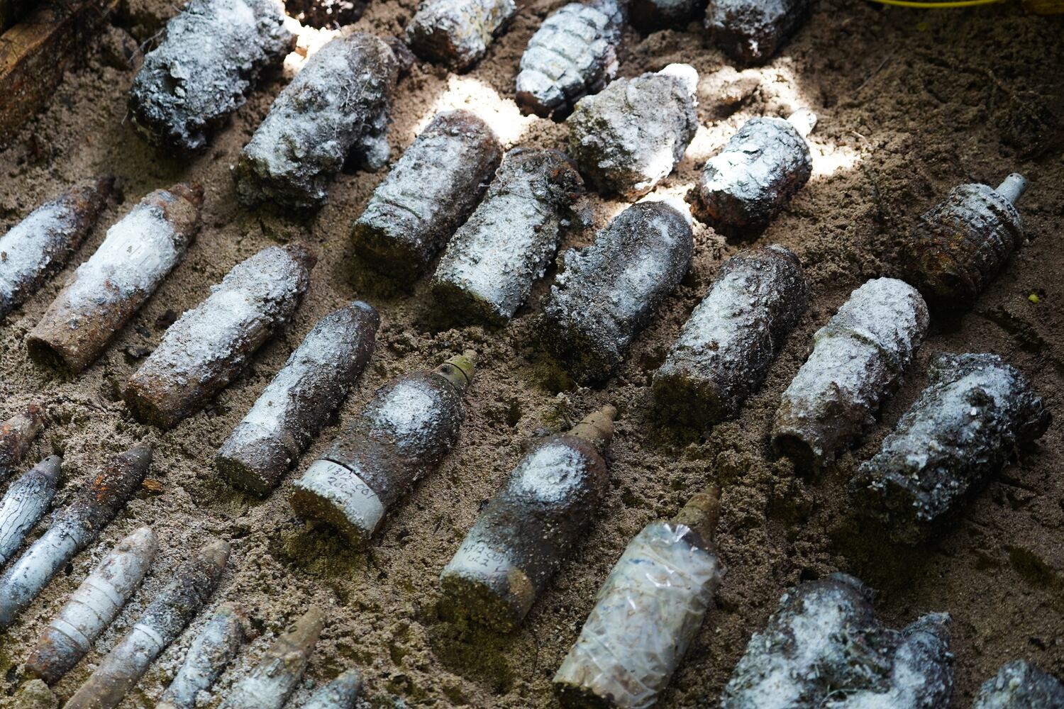 Unexploded WWII bombs plague Palau amid US military build-up