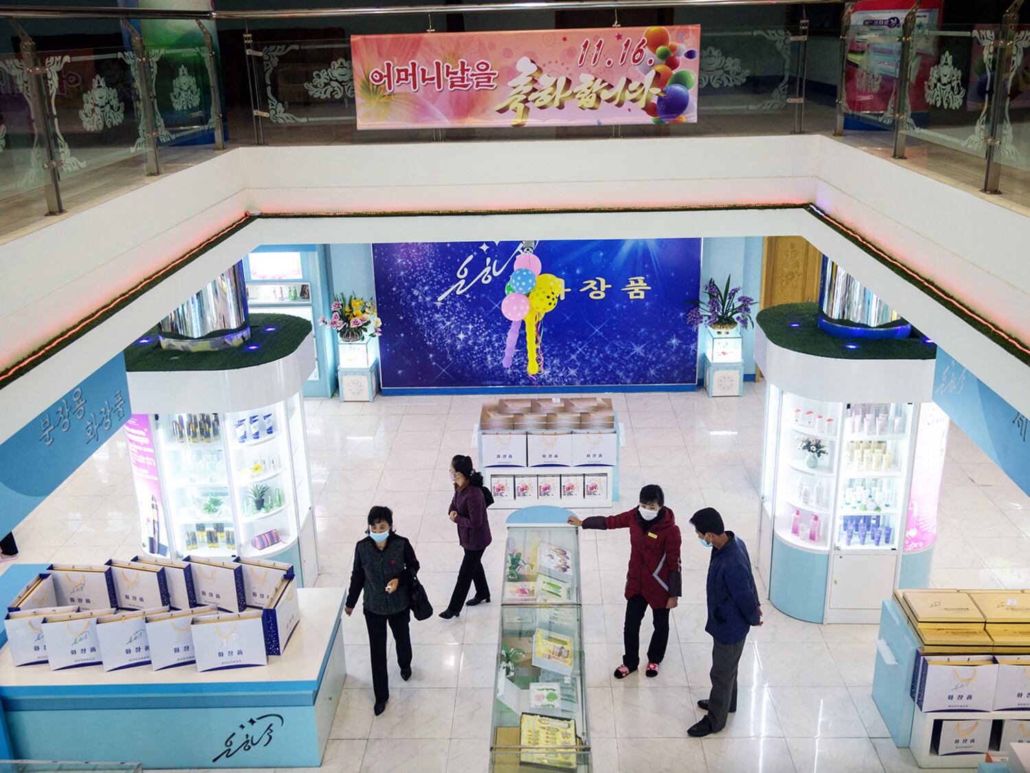 North Koreans buying high-value goods due to hyperinflation