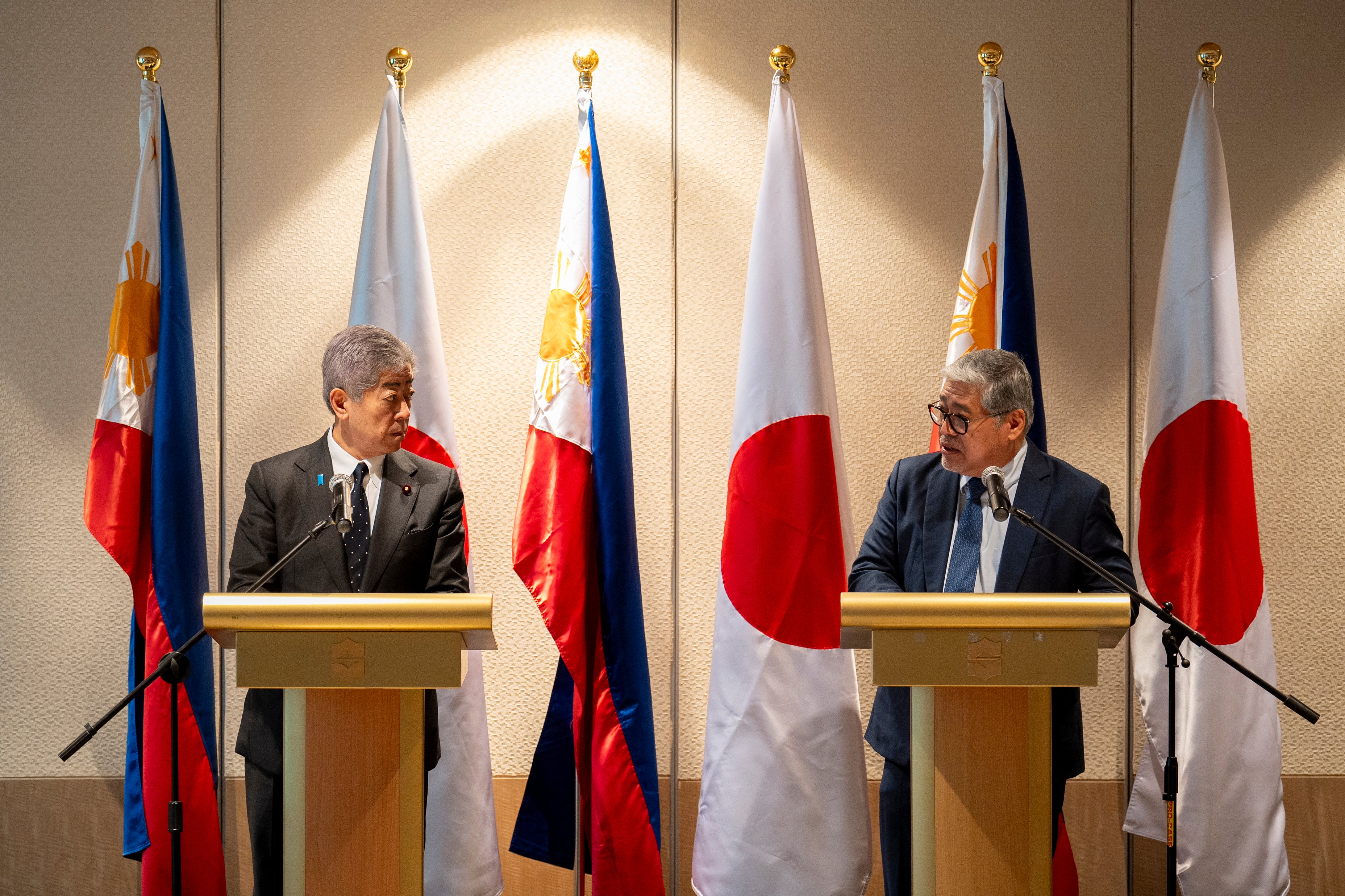 Japan to raise South China Sea issue with new Trump administration