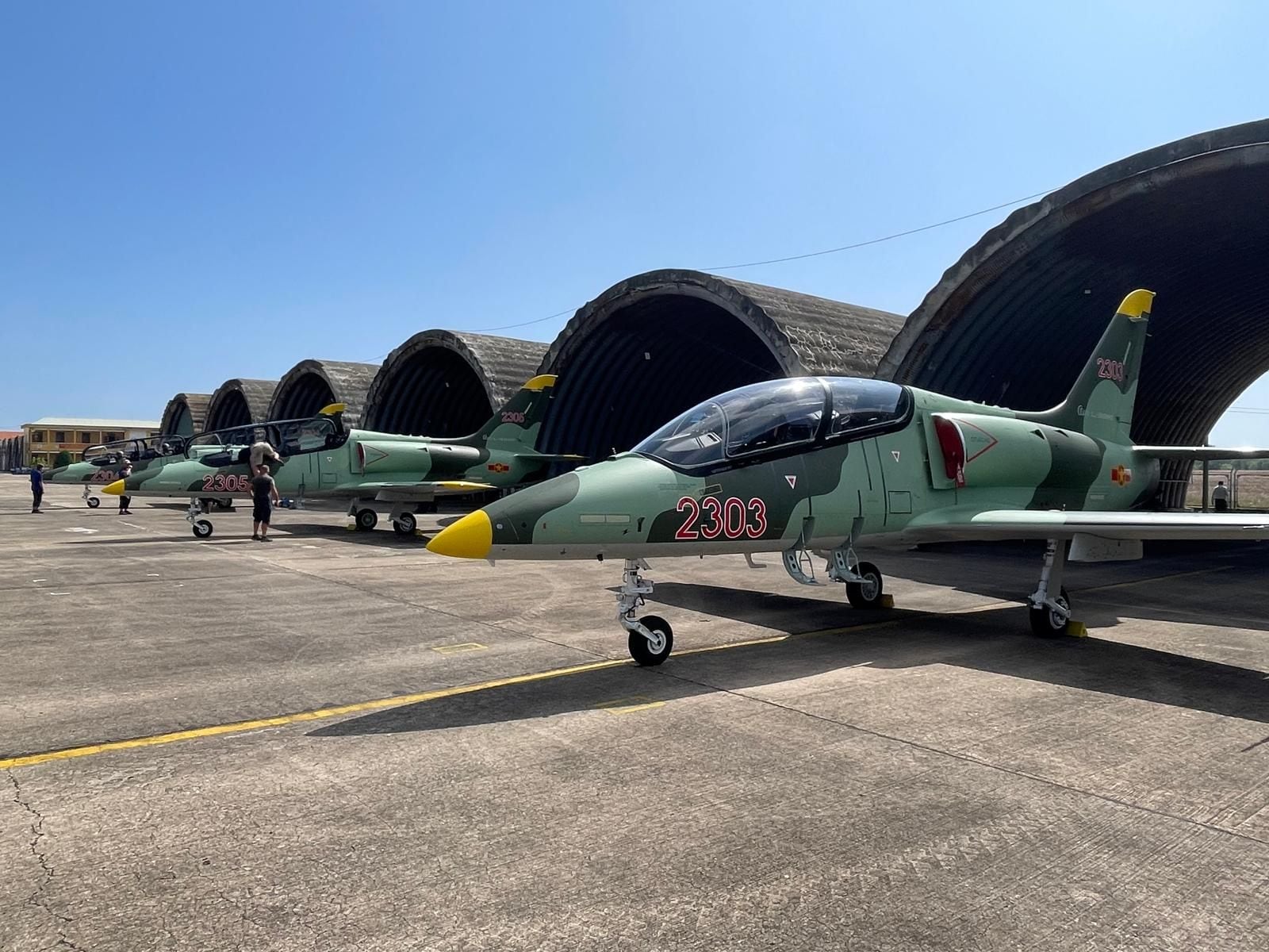 Vietnam receives 6 new Czech aircraft as it seeks to rely less on Russia