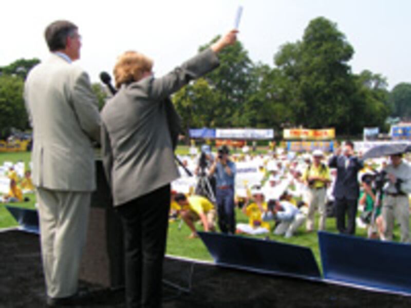 US_0722_flg_congree200.jpg