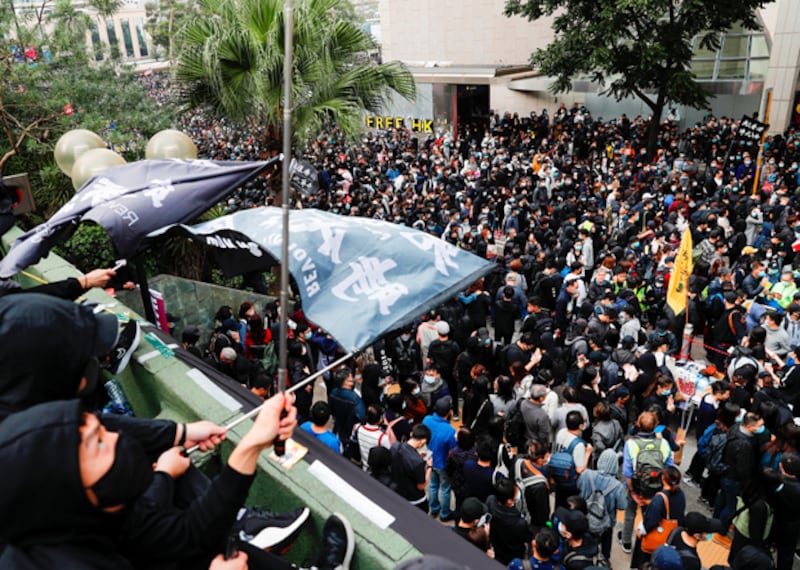 2020年1月19日,香港示威者舉行集會要求政改。國際特赦組織周四(30日)發表新一份「亞洲區年度人權報告」,回顧2019年亞太區25個國家及地區的人權狀況,提到去年是人民反抗的一年。(路透社)