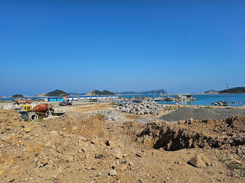 South Korea is building a civilian airport on Heuksan Island that could also be used for military operations. Credit: Lee Jeong-Ho/RFA