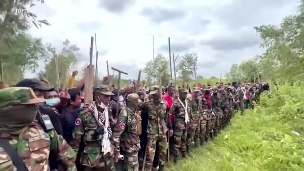 ក្រុមទាហានថៃប្រដាប់ដោយអាវុធនិងដំបងបន្តរុលចូលរាយបន្លាលួសនៅភូមិជោគជ័យ