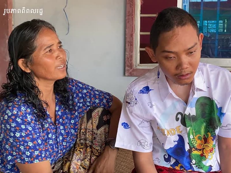យុទ្ធជន ស្រា ទ្រី ធ្លាក់ខ្លួនពិការ ដោយសារការលួចបាញ់ពីទាហានថៃ ក្រោយបទឈប់បាញ់