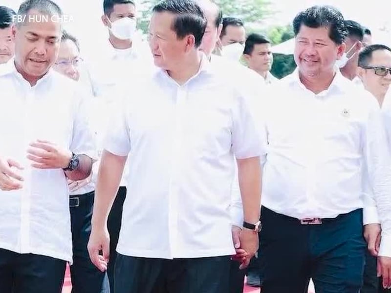 លោក ហ៊ុន ម៉ាណែត ដំឡើងតំណែងឲ្យមន្ត្រីមួយចំនួនដែលមានរឿងអាស្រូវ